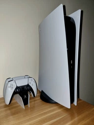 Зарядка для джойстика PlayStation 5 Honcam зарядная Док Станция для геймпада PS5 DualSense на 2 геймпада с подсветкой Белая фото от покупателей 18