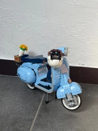 Конструктор LEGO Creator Expert Vespa 1106 деталей (10298)