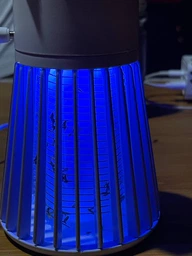 Лампа від комах 5 Вт на акумуляторі UV знищувач комарів мух мошок ос портативна електрична пастка для дому дачі тераси кемпінгу Сірий фото від покупців 8