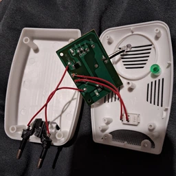 Ультразвуковой отпугиватель мышей насекомых грызунов Riddex Quad Pest Repelling Aid TA177AS фото от покупателей 2