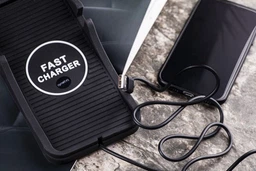 Зарядний пристрій Essager 33W GaN PD USB-C+USB-A фото від покупців 14