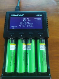 Зарядний пристрій універсальне Liitokala PD4, 4 канали,LCD дисплей, підтримує Li-ion, Ni-MH і Ni-Cd AA (R6), AAA (R03), AAAA, З (R14) Lii-PD4