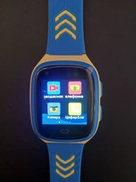 Дитячий смарт-годинник Gelius GP-PK006 GPS/4G (IP67) Blue-Yellow (2099900903861) фото від покупців 15