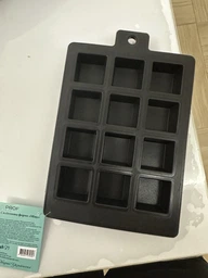 Форма для льда силиконовая с гербом Украины 20 x 13.3 см Желтая