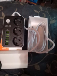 Мережевий фільтр-подовжувач з підсвічуванням LDNIO SE3631 (6USB, 3 Розетки 220V, 3.4A, 1.6m, швидка зарядка) - Чорний та білий