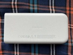 УМБ Samsung Battery Pack 20000 mAh 45W Super Fast Charging 2.0 Beige (EB-P4520XUEGEU) фото від покупців 1