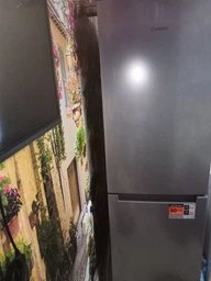 Холодильник с нижней морозильной камерой Indesit INFC8TI21X0, 2 двери, 231л, 104л, A+, NF, Нержавеющая сталь (INFC8TI21X0)
