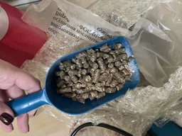 Наполнитель универсальный для котов, грызунов Е-КО-Т Кукурузный впитывающий 10 кг (4820233620228) фото от покупателей 13
