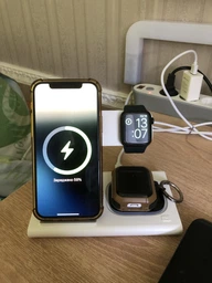 Безпровідна зарядна станція Magsafe 3 в 1 15 Вт для iPhone Apple Watch AirPods для айфона часів /серии Samsung Galaxy S22/S21/S20/S10 Біла фото від покупців 4