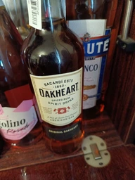 Ромовый напиток Oakheart Original 12 месяцев выдержки 0.5 л 35% (5010677160018_L)