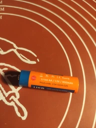 Аккумулятор литий-ионный Quantum USB Li-ion AA 1.5V 2 шт (0746020704497) фото от покупателей 4
