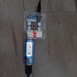 DC-DC понижающий преобразователь, Зарядка 12-35V / 4 x USB 5V 8A