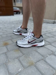 Мужские кроссовки для зала Nike Initiator 394055-101 42.5 Белый/Серый (884500516717) фото от покупателей 9