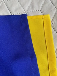 Прочный Государственный флаг Украины сине-желтый из габардина размер 135х90 см фото от покупателей 3