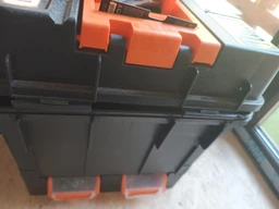 Ящик для інструментів NEO Tools з колесами 49 x 32 x 70.5 см 84-115