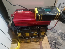 Преобразователь тока автомобильный UKC 24V-220V AC/DC AR2500M 24V инвертор в машину с USB и функцией плавного пуска 2500W