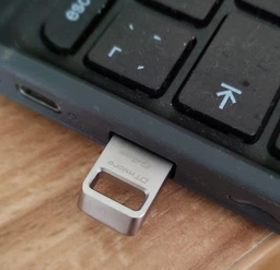 Флеш память USB Kingston DataTraveler Micro 256GB USB 3.2 Gen1 Silver (DTMC3G2/256GB) фото от покупателей 14