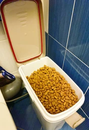 Контейнер для зберігання корму для тварин Stefanplast Petfood 15 L 80830 (8003507984011) фото від покупців 1