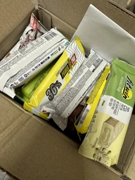Протеиновый батончик FitWin Protein Bar 33%, 60 грамм с начинкой - Фисташка