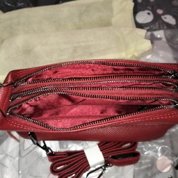 Яскрава сумка на три відділення з натуральної шкіри Vintage 22102 Червона