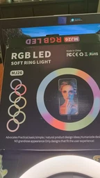 Кільцева LED лампа кольорова для селфі блогерів предметної зйомки 26 см для фото та відео зі штативом фото від покупців 2