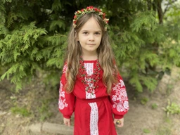 Сукня вишиванка для дівчинки Квіткове Поле червона 134 фото от покупателей 1