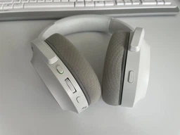 Навушники Razer Barracuda Quartz (RZ04-03790300-R3M1) фото від покупців 2
