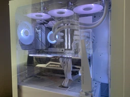 Корпус MSI MPG Gungnir 300R AirFlow White без БЖ фото від покупців 10