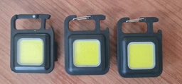 Ліхтар-брелок з магнітом Led-ліхтарик ручний маленький фото від покупців 5