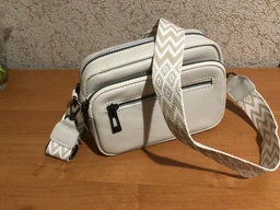 Зручна сумка жіноча з накладною кишенею з натуральної шкіри Vintage 22642 Біла