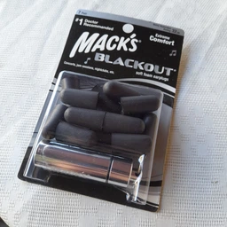 Беруши MACK`S Blackout Foam защита от шума до 32 дБ 7 пар с контейнером 11863