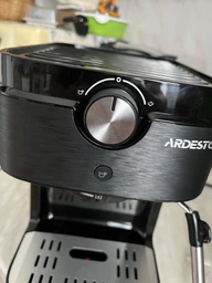 Кофеварка рожковая Ardesto ECM-E10B 1л молотый ручной 1633Вт 20 бар черный фото от покупателей 1