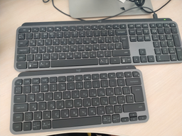 Клавіатура бездротова Logitech MX Keys Mini Wireless Illuminated UA Rose (920-010500) фото від покупців 2