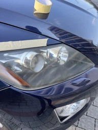 Полироль-реставратор для фар 2 в 1 Turtle Wax Headlight Restorer 300 мл (5010322531682) фото от покупателей 7