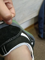 Женские кеды кожаные низкие Vans VN0005UFY611 38 (6US) 24 см Черные (197063320388) фото от покупателей 2