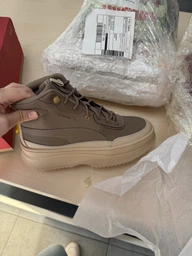 Женские демисезонные ботинки кожаные высокие Puma Mayra 39231602 37.5 (4.5UK) 23.5 см Puma Black-Puma Black-Strong Gray (4099683252949) фото от покупателей 7