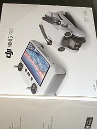 Квадрокоптер DJI Mini 3 Pro (DJI RC)