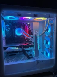 Корпус MSI MPG Gungnir 300R AirFlow White без БЖ фото від покупців 4