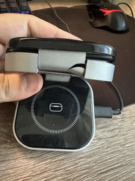 Беспроводная магнитная зарядная 3в1 док-станция 15 Вт для iPhone / iWatch / AirPods, серебристый (86749964) фото от покупателей 1