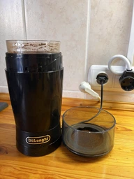 Кавомолка DeLonghi KG 200 BK фото от покупателей 10
