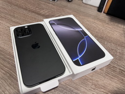 Мобильный телефон Apple iPhone 16 Pro 128GB Desert Titanium (MYNF3SX/A) фото от покупателей 15