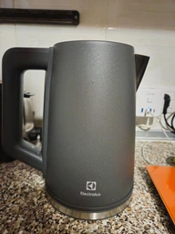 Электрочайник ELECTROLUX E5K1-6ST фото от покупателей 3