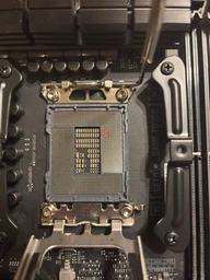 Материнська плата ASUS TUF GAMING Z790-PLUS WIFI (TUF GAMING Z790-PLUS WIFI) (Socket 1700, Intel Z790, ATX) фото від покупців 1