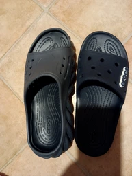 Детские шлепанцы для мальчика Crocs 208185-001 33-34 (J2) Черные (196265306466)