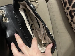 Сумка женская Guess Cessily medium 4020 Черно-белая (H2000029613494) фото от покупателей 1