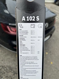 Дворники стеклоочистителя Bosch AeroTwin Porsche Panamera 2013-2016 щетки 650 / 475 мм.