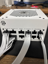 Блок питания MSI MAG A850GL PCIE5 White фото от покупателей 1
