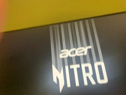 Монитор 23.8" Acer Nitro XV240YM3bmiiprx (UM.QX0EE.306) FHD IPS / 180hz / 1ms GtG / 8-Bit / sRGB 99% / HDR10 / HAS / FreeSync Premium / G-SYNC Compatible / Speakers 2W фото от покупателей 3