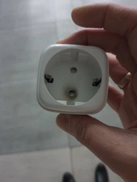 Розумна розетка Wi-Fi Smart Socket /Tuya Smart 20A з моніторінгом електоспоживання та таймером фото від покупців 3