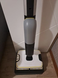 Акумуляторний миючий пилосос Karcher FC 7 Cordless (1.055-701.0) фото от покупателей 14